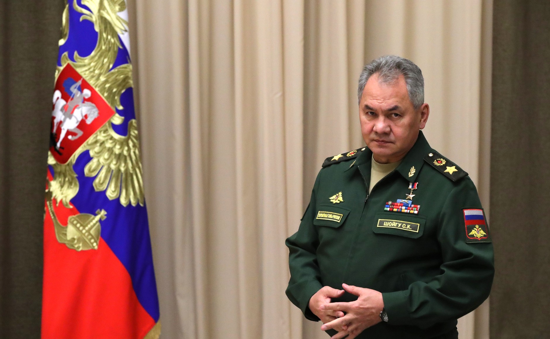 Шойгу заявил о последовательной переброске войск НАТО к границам России