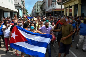 В США призвали начать бомбить Кубу