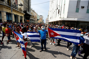 Захарова: США пытаются применить на Кубе алгоритм цветных революций