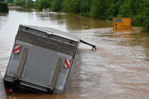 Пропавшими без вести после наводнения в ФРГ числятся 1,3 тысячи человек