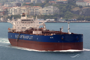 ФТС вскрыла контрабанду 80 тысяч тонн нефти на Украину на два миллиарда рублей