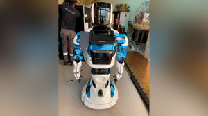 Российский робот успешно прошёл испытательный срок в полиции ОАЭ