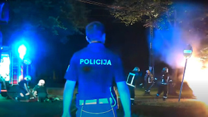В Риге подросток за рулём скрывался от полиции на бешеной скорости, пока не загорелась машина