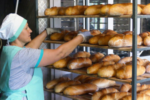 Производители хлеба предупредили ретейлеров о возможном повышении цен