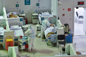 В России свободно 12% больничных коек для пациентов с коронавирусом