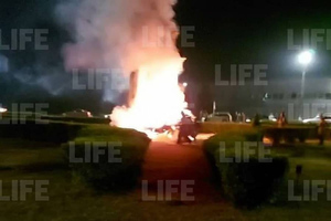 В Нижегородской области водитель врезался в стелу и сгорел заживо