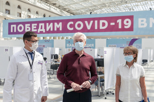Собянин: Рост заболеваемости коронавирусом в Москве составляет 20–30% в неделю