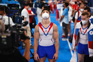 Гимнаст Нагорный завоевал бронзу в личном многоборье на Олимпиаде в Токио