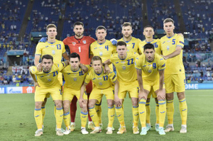 "Сожалеем, больно, но не стыдно": Зеленский прокомментировал разгром сборной на Евро-2020