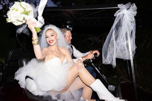 Певица Гвен Стефани вышла замуж во второй раз, и фото со свадьбы буквально излучают любовь