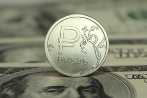 Минфин рекордно увеличил закупки валюты: К каким колебаниям готовится курс рубля