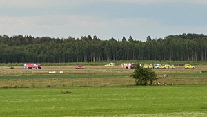 В Швеции при взлёте разбился самолёт, на борту которого было 9 человек