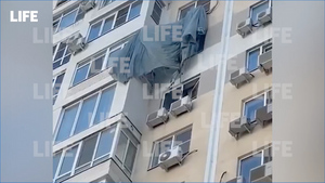 "Очуметь!": На Кубани парашютист приземлился на кондиционер многоэтажки