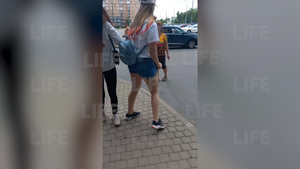"Кому в рожу?": В Петербурге женщина распылила перцовый баллончик в подростков