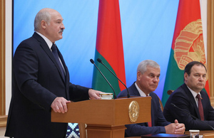 Лукашенко вернул на доработку представленные ему предложения по изменению конституции