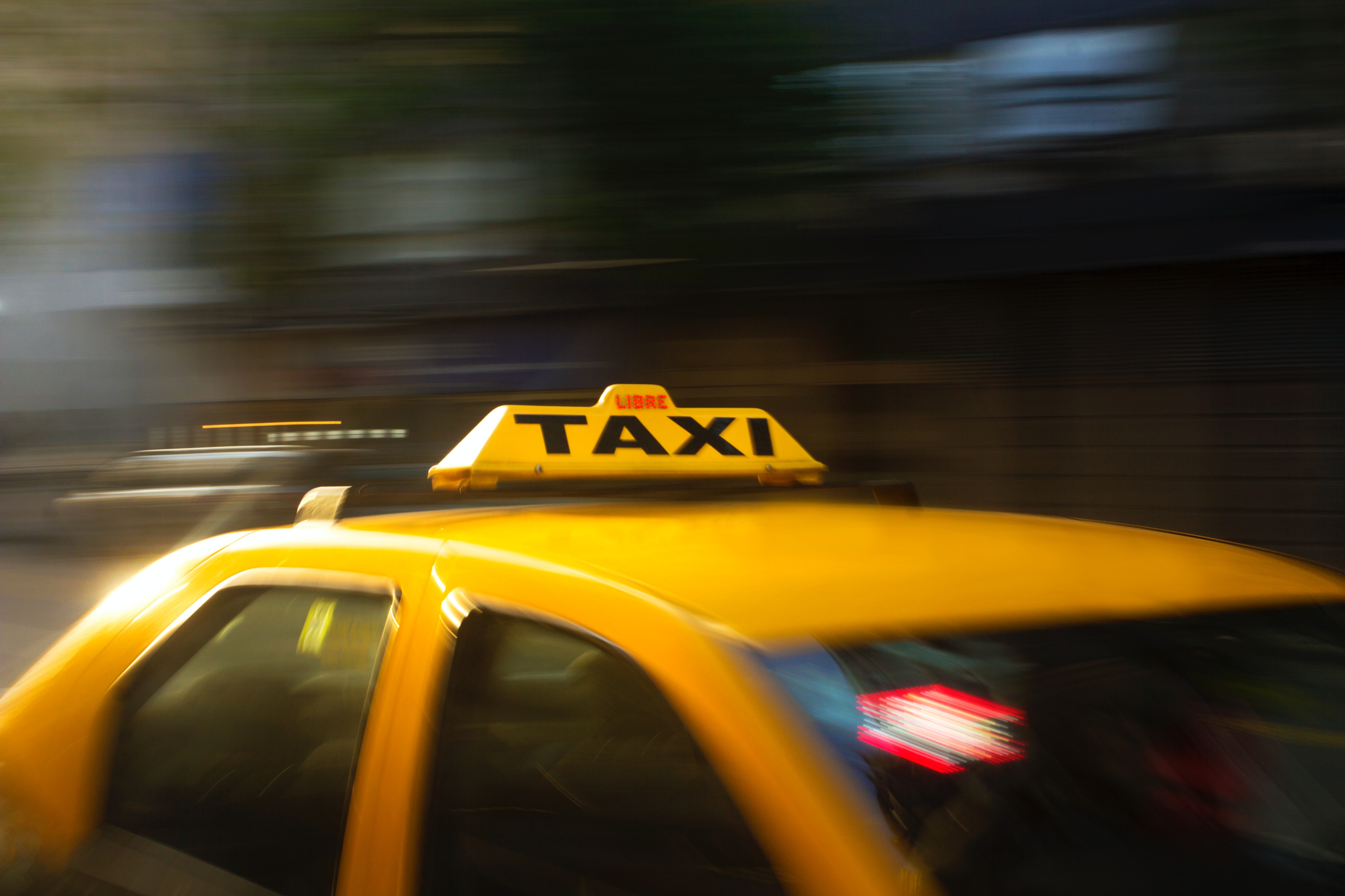 Сервисы заказа такси в Москве работают в нормальном режиме после запуска системы мониторинга