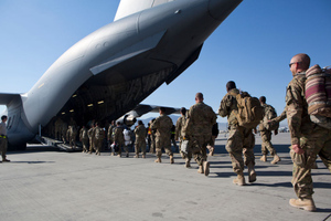 Путин сравнил вывод войск США и их союзников из Афганистана с бегством