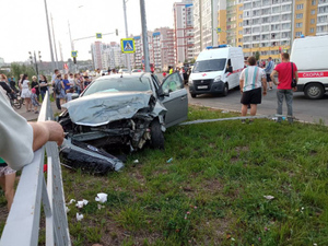 В Кирове авто отбросило на пешеходов после ДТП, шесть человек пострадало