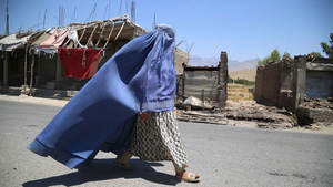 В Афганистане после захвата власти "Талибаном" в десять раз подорожала паранджа