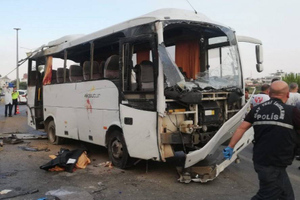 Автобус с российскими туристами перевернулся в турецкой Анталье, есть погибшие
