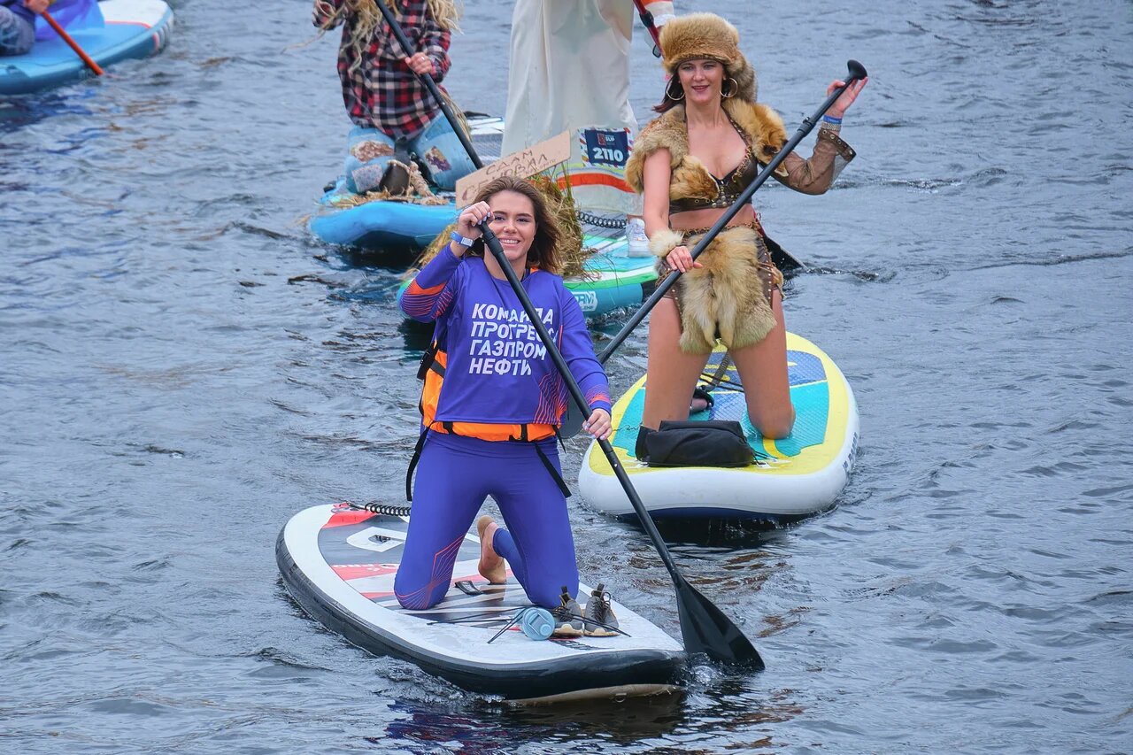 На петербургский фестиваль сап-сёрфинга "Фонтанка-SUP" приехали участники из 10 стран