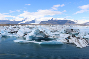 В горах Гренландии из-за рекордного потепления впервые в истории прошёл дождь

