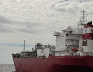 В Малайзии задержали норвежский танкер с россиянами на борту