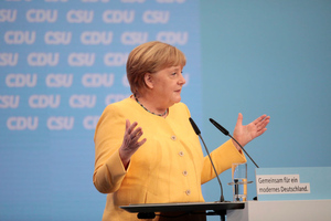Меркель выступила за проведение новой встречи в "нормандском формате"