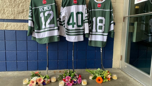 Трое молодых хоккеистов насмерть разбились в аварии в Канаде