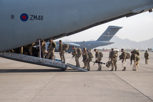 Последний самолёт с британскими военными улетел из Кабула