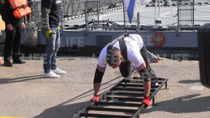 Петербургский силач сдвинул корвет весом 2 тысячи тонн и побил мировой рекорд
