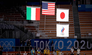 "Это их проблемы": Тренер сборной России по гимнастике возмутилась размещением флага ОКР ниже японского на награждении