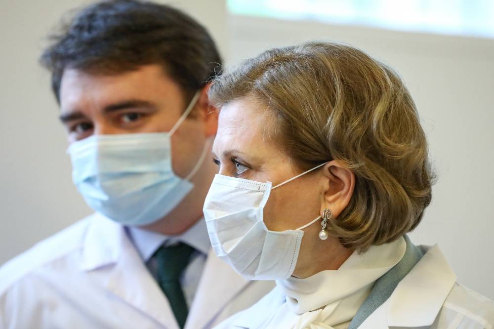 Попова оценила ситуацию с коронавирусом в России как достаточно напряжённую