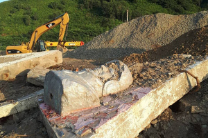 На Сахалине нашли ответственного за выброшенный памятник Гагарину