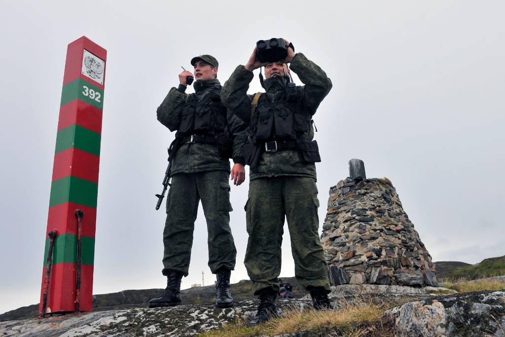 Армения сообщила о размещении пограничников из РФ на границе с Азербайджаном