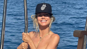 48-летняя Хайди Клум разделась на яхте, показав, почему по ней по-прежнему сохнет молодой супруг