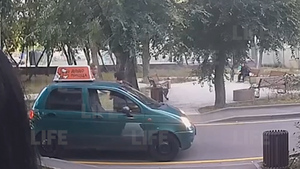 Лайф публикует видео драки актёра Рыжикова с доставщиком пиццы