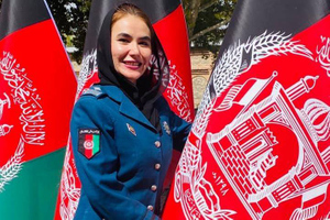 Главная женщина МВД Афганистана подалась в бега после того, как у аэропорта её избили талибы