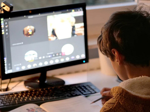 Путин призвал глобальные цифровые платформы к сотрудничеству для защиты детей в Сети