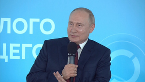 Путин поздравил школьников с началом нового учебного года