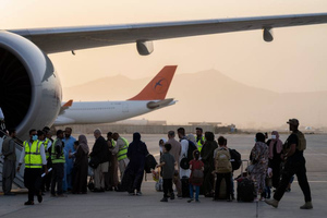 Эвакуированные из Афганистана беженцы привезли в США корь