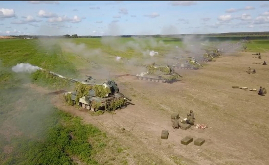 14 полигонов и 200 тысяч военных: В России и Белоруссии начались масштабные учения Запад-2021