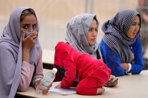 "Должны рожать и воспитывать детей": Талибы отказались принимать женщин в Правительство Афганистана