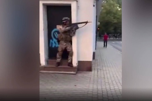 Распугали всех горожан: Минобороны Латвии пришлось извиняться за учения со стрельбой в центре Риги