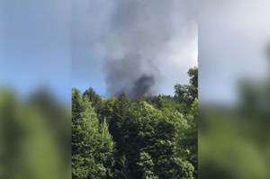 Вертолёт со спасателями на борту разбился в горах Франции
