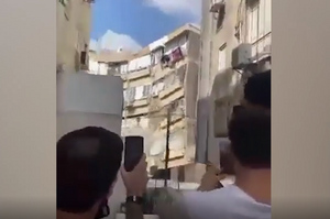 Дом обрушился в пригороде Тель-Авива на следующий день после расселения жильцов