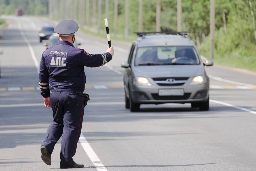 Российским водителям рассказали о новых штрафах на дороге  