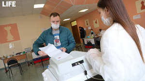 В шести регионах России явка на выборы превысила 30%