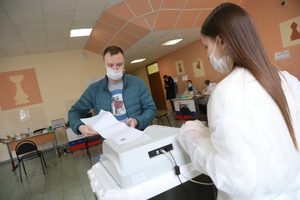В Москве явка на избирательные участки составляет до 15%