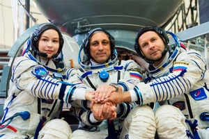 Телевизор, шахматы и шашки: Космонавт рассказал, чем займётся экипаж с актрисой Пересильд на Байконуре